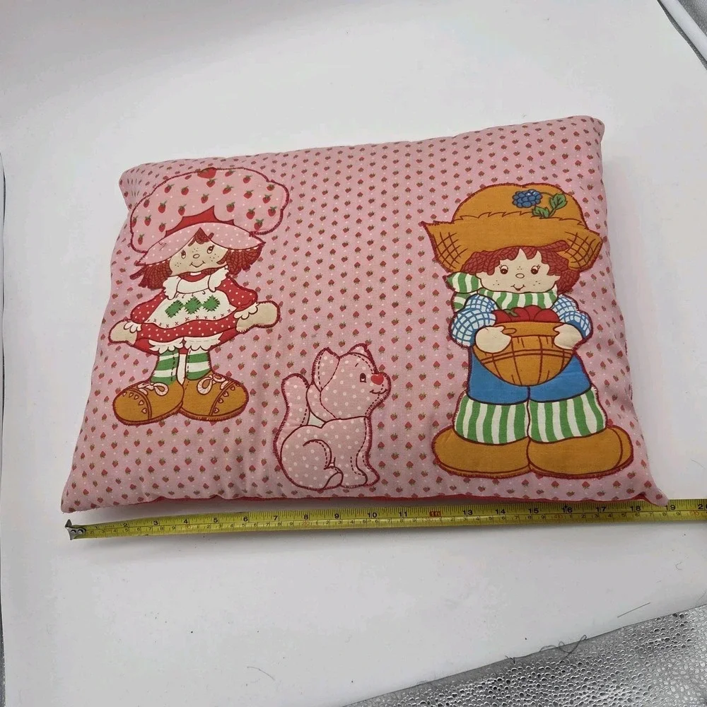 Strawberry Shortcake Throw Pillow 18